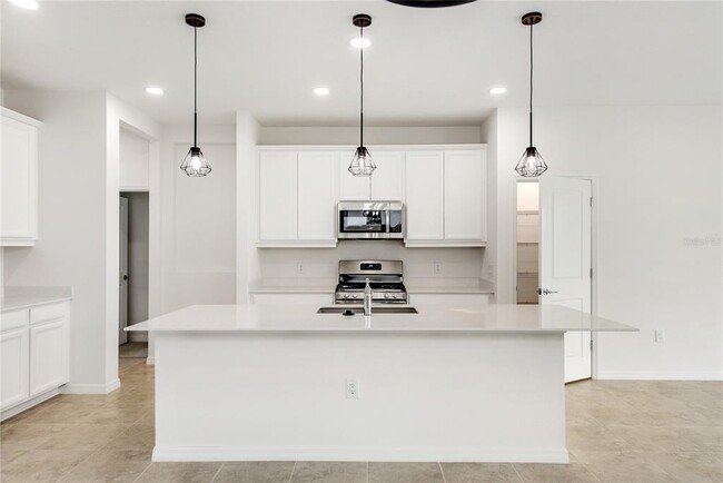 Building Photo - 8113 Sternway Rd
