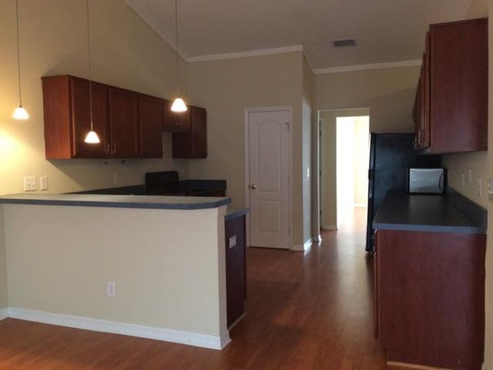 Primary Photo - 1619 Redfin Dr