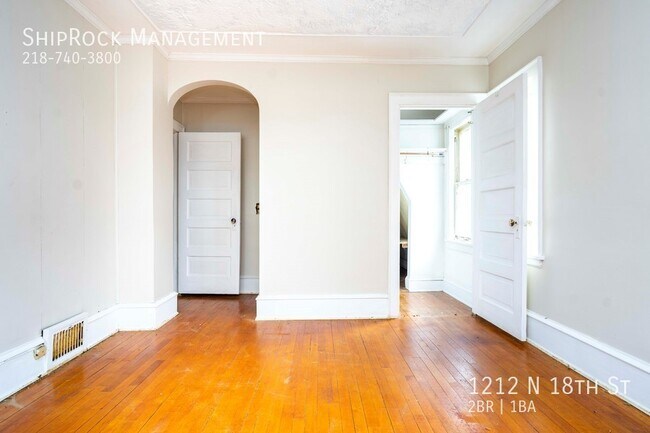 Foto del edificio - 1212 N 18th St