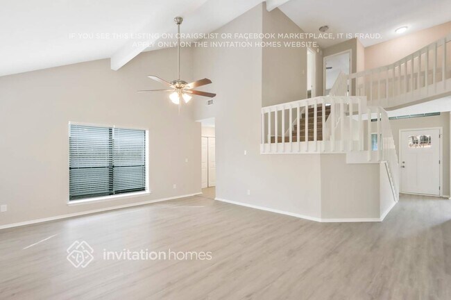 Foto del edificio - 2120 Hunters Ridge Dr