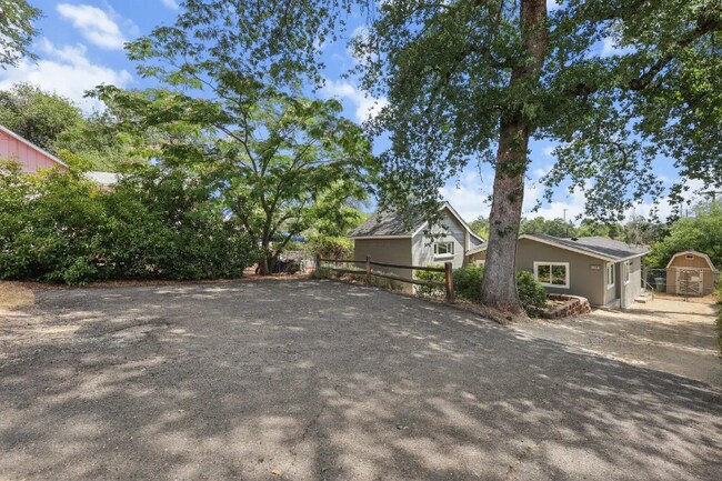 Foto del edificio - 2415 West St