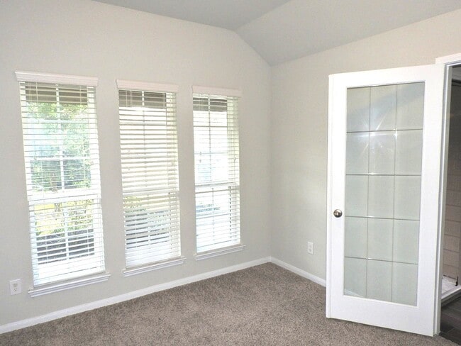 Building Photo - 20615 Iron Timber Ln