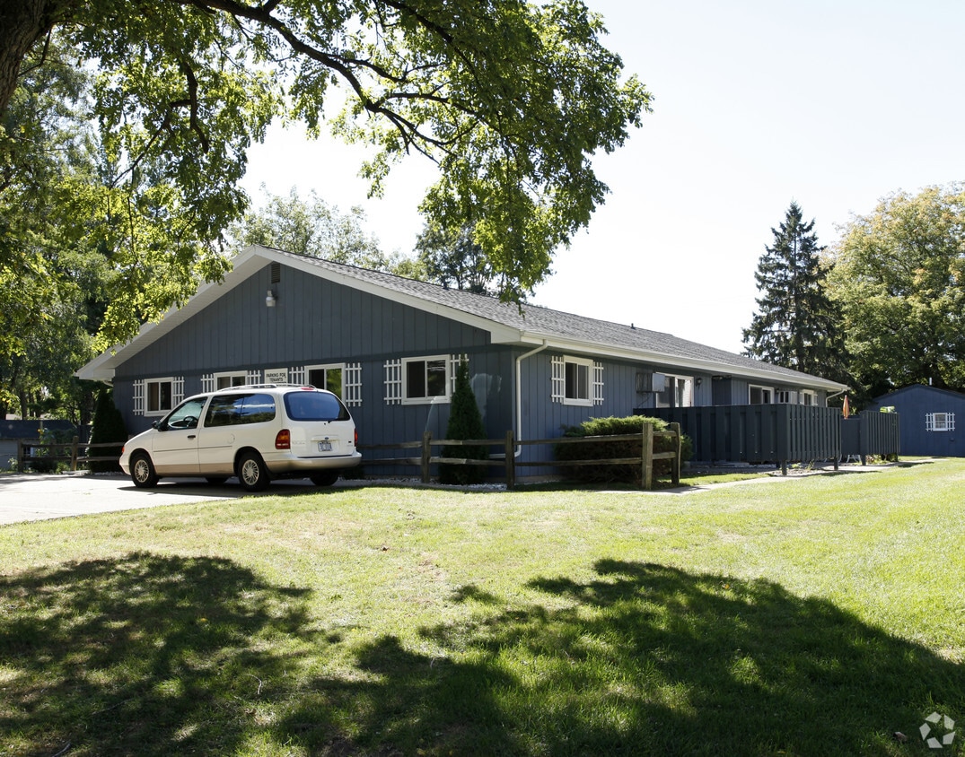 Building Photo - Meridian Woods