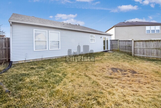 Foto del edificio - 9083 Stones Bluff Pl. Camby, IN