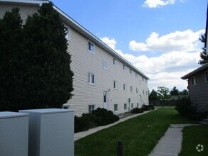 Building Photo - 836 Yellowstone River Rd