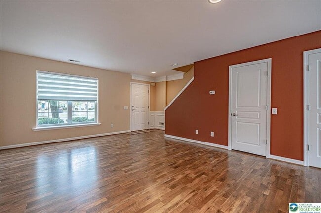Building Photo - 1396 Artisan Ct