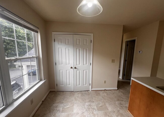 Foto del edificio - 3607 Harbor Rd