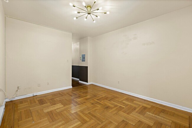 Foto del edificio - 2700 John F. Kennedy Blvd