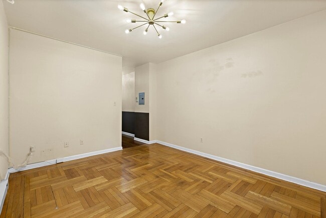 Building Photo - 2700 John F. Kennedy Blvd