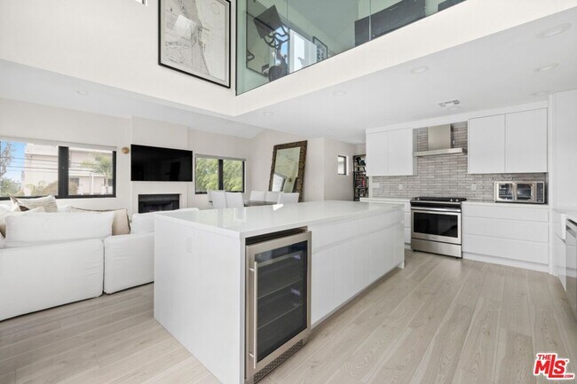 Foto del edificio - 2225 4th St
