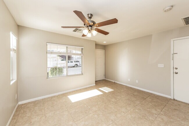 Foto del edificio - 9470 Diamond Bridge Ave