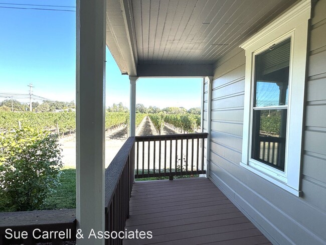 Building Photo - 2 br, 1 bath House - 2940 Guerneville Rd.