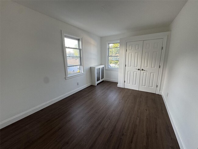 Building Photo - 19 Tredwell Ave