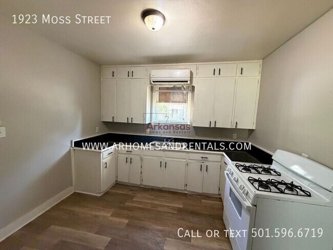 Foto del edificio - 1923 Moss St