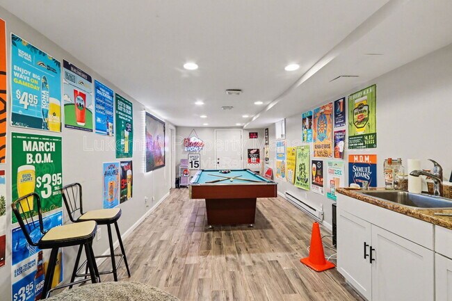 Foto del edificio - 426-428 S Westnedge Ave