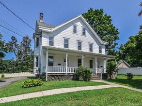 Building Photo - 114 Sea Cliff Ave