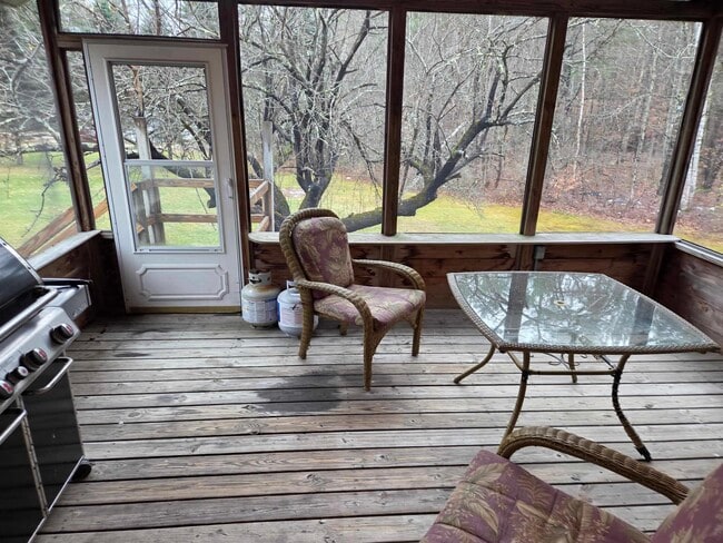 Foto del edificio - 15 Broomstick Ln