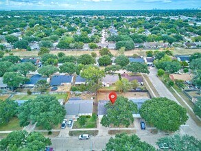 Building Photo - 4406 Kacee Dr