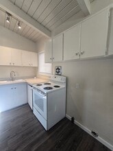 Building Photo - 2428 Union Ave