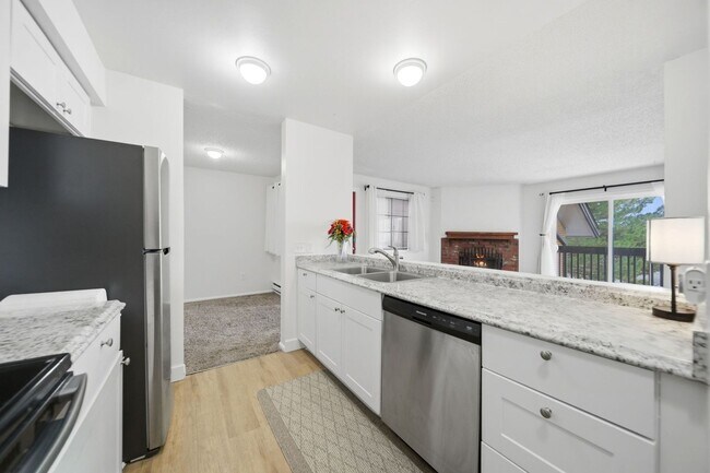 Foto del edificio - 14794 E 2nd Ave