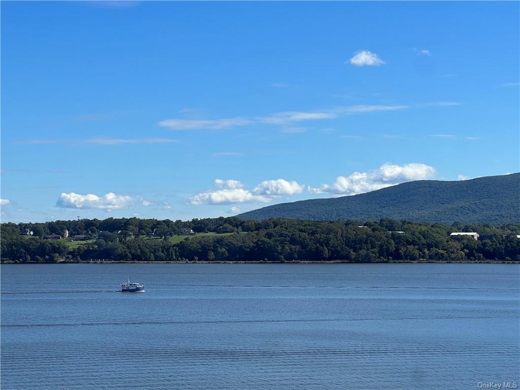 350 Water St Unit 710, Newburgh, NY 12550 Condo for Rent in Newburgh