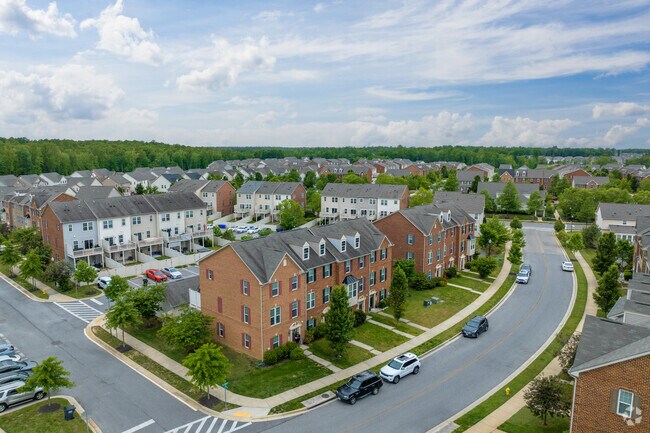 5405-5423 Saint Rita Dr - St. Charles Town Homes