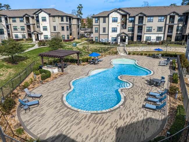 View of Silverstone Conroe Luxury Apartments for Rent - 243 Rentals ...