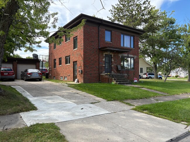 Foto del edificio - 5231 Daleside Dr