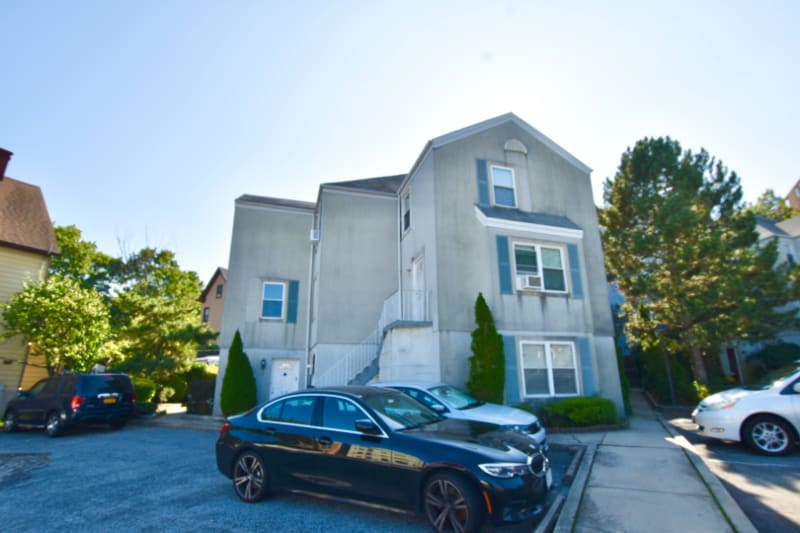 Primary Photo - 33 Franklin Ave