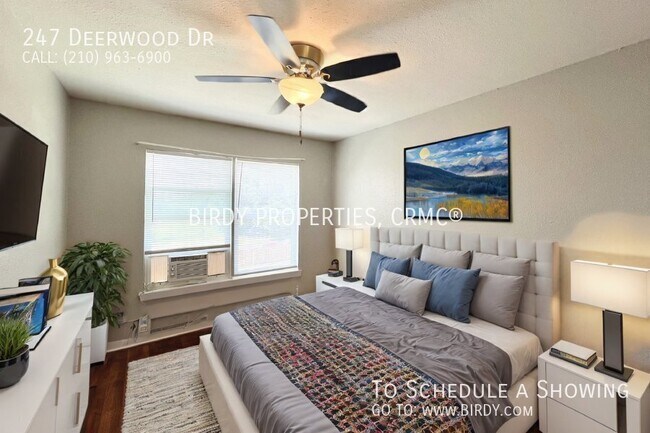 Foto del edificio - 247 Deerwood Dr