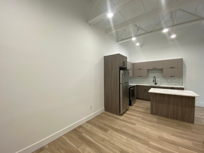 Foto del edificio - 2826 Salmon St