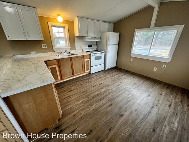 Building Photo - 2 br, 1 bath House - 1608 Hill Rd