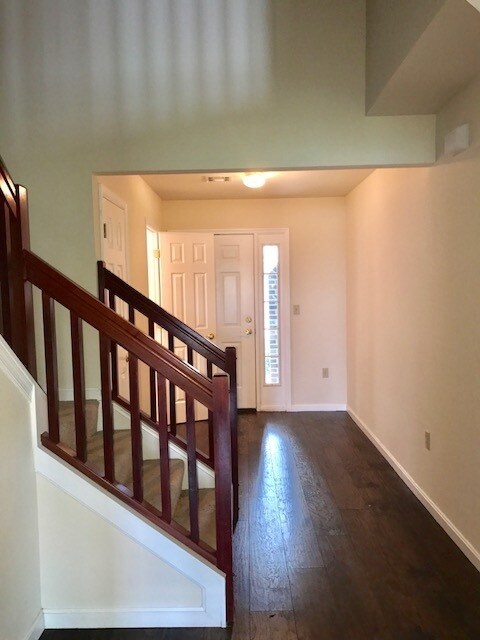 Foto del edificio - TOWNHOME AVAILABLE ~~THE RESERVE AT HERSHE...