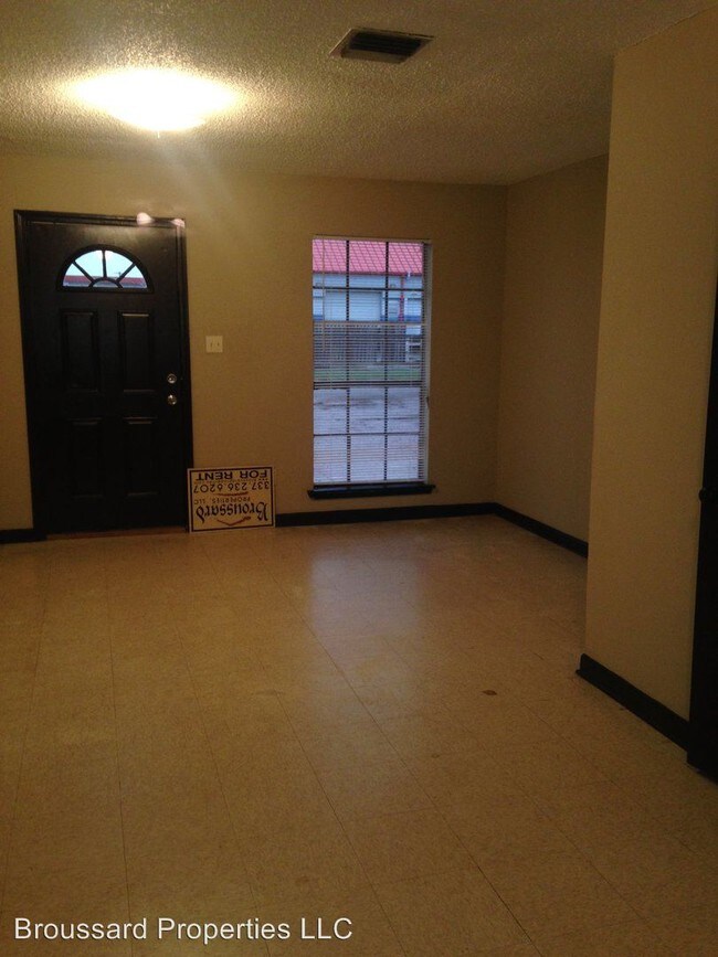 Foto del edificio - 206 Loire Ave