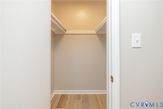 Foto del edificio - 609 Willomett Ave