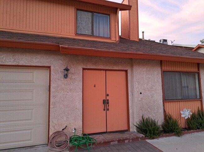 Building Photo - 9946 Owensmouth Ave