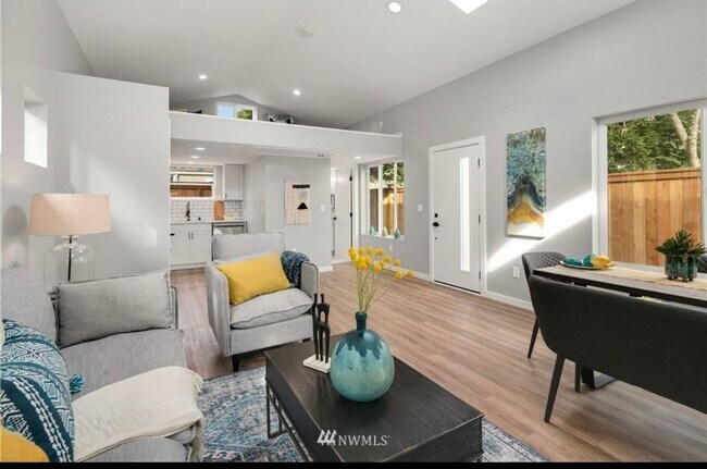Foto del edificio - 923 N 98th St