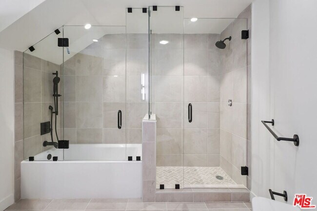 Foto del edificio - 1110 Spaulding Ave