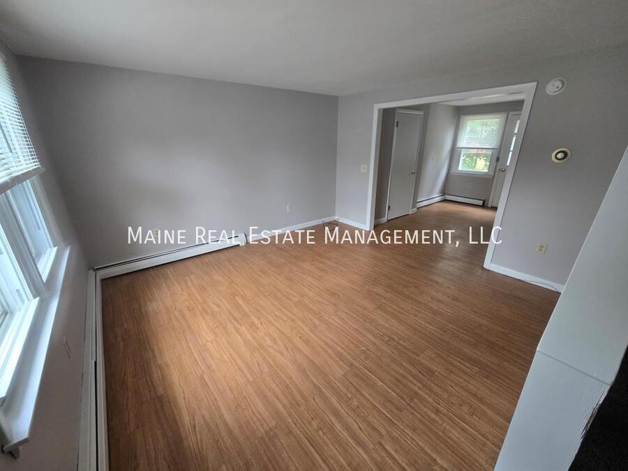 Primary Photo - 23 Yale St