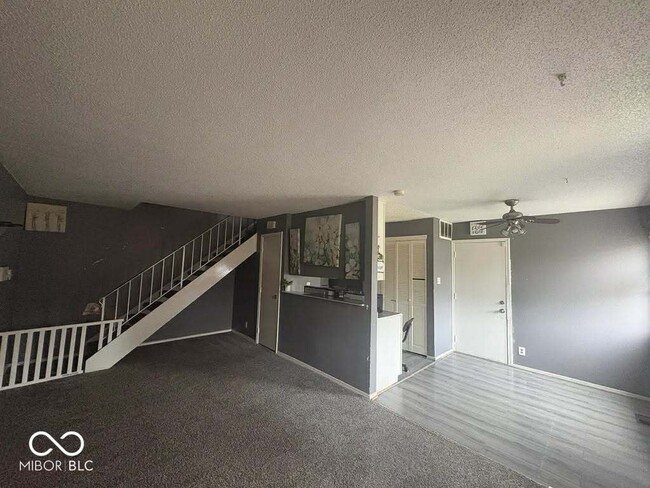 Building Photo - 3281 Lupine Dr
