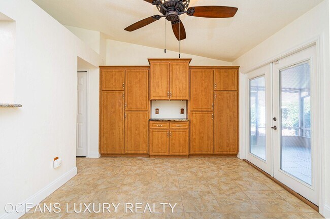 Foto del edificio - 3 br, 2 bath House - 540 S Center St
