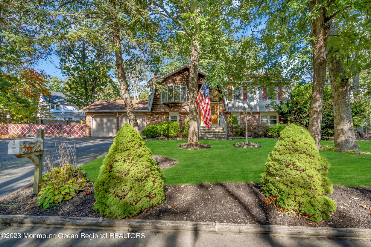 Foto principal - 9 Elm St