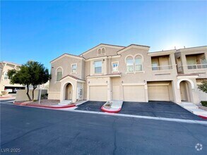 Building Photo - 10550 W Alexander Rd
