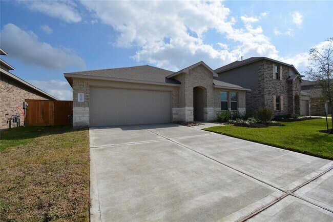 Building Photo - 15310 Dinnet Berm Dr
