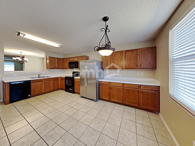 Building Photo - 3956 German Pointer Way