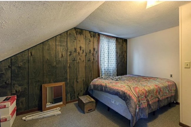 Building Photo - 491 County Road A