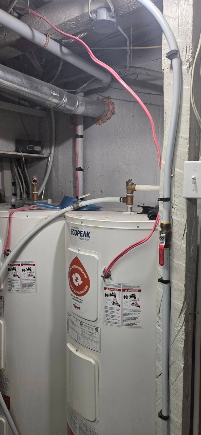 Building Photo - 191-198 Rue St Jean