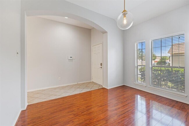 Building Photo - 11107 Pembroke Ridge Dr