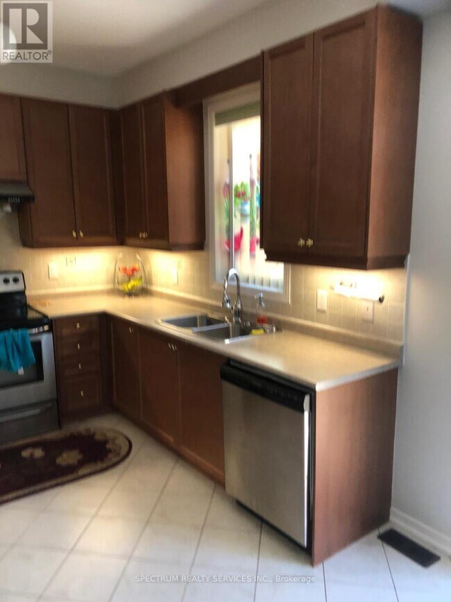 Photo du bâtiment - 90 Templehill Rd