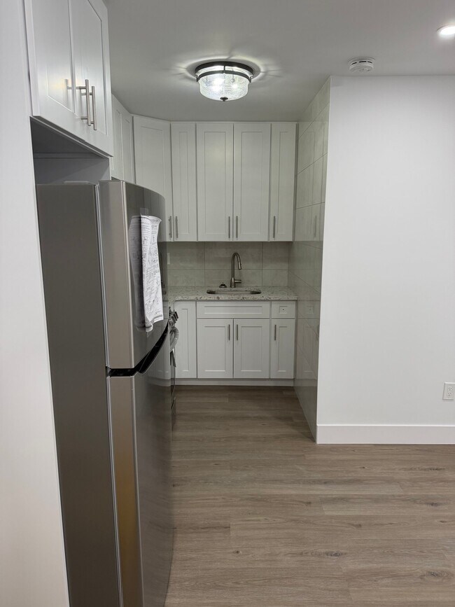 Foto del edificio - 4202 Oneida Ave